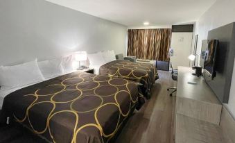 Super 8 by Wyndham Pigeon Forge Downtown