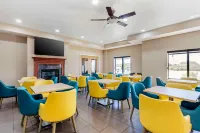 Comfort Suites Merrillville Near US 30 Hotels in Merrillville