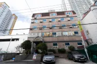Gwangju Sangmu Green Hotels near Uncheon Station