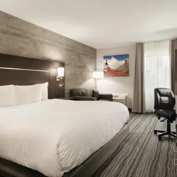 Days Inn by Wyndham Kingston