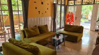 Dewi Sri Guesthouse