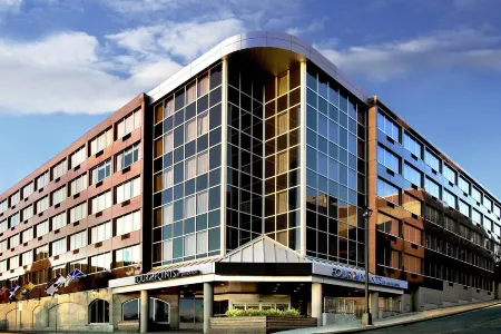Four Points by Sheraton Halifax Отели рядом со станцией Галифакс VIA железнодорожная станция