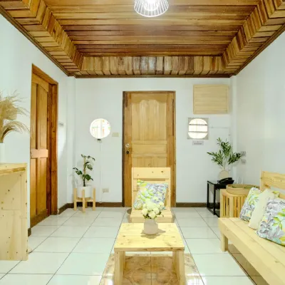 Pallet Homes - Ledesco Hotels near Casa Mariquit