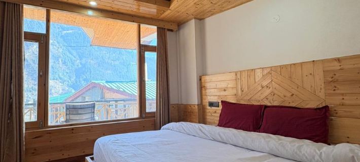 Apple Field House Hotels in Manāli