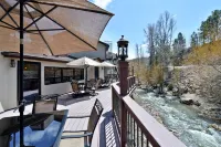 Super 8 by Wyndham Deadwood/Black Hills Area