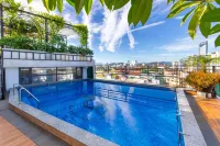 Jade Scene Hotel - Rooftop Pools