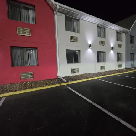 Ramada by Wyndham Effingham