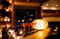 卡德蘭特酒店及套房 - 酒吧