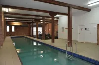 Frisco Apartments - Pools