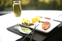 烏塔卡蒙德翡翠公園飯店 - 早餐
