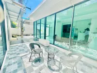 Kata Platinum - B&Bs (Bed and breakfast)