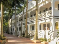 Villa Soledad Beach Resort - Parkplatz