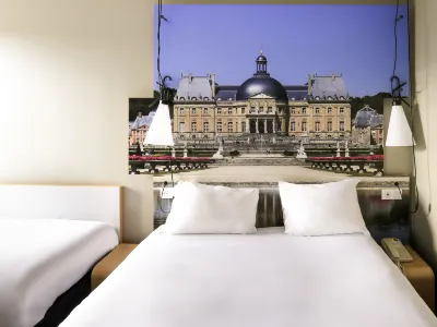 Ibis Marne-la-Vallée Émerainville Hotel di Lesigny