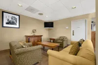 Super 8 by Wyndham Oxford Hotel di Anniston