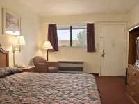 Days Inn by Wyndham Plainfield Hotels in Plainfield