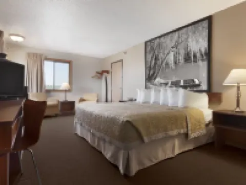 Super 8 by Wyndham Sioux Falls/41st Street Hotels in Sioux Falls