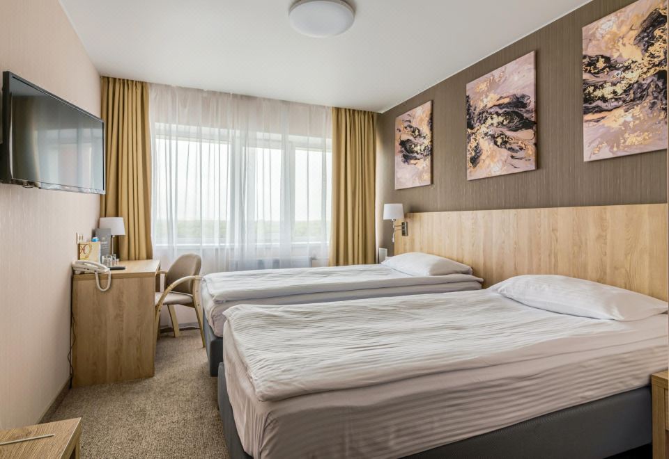 AMAKS Hotel Omsk Over view