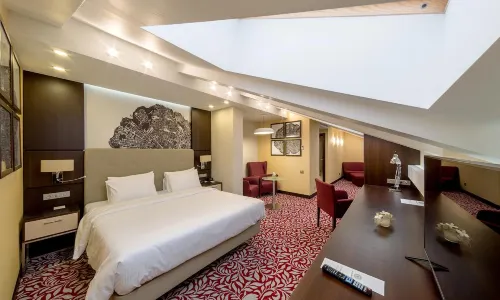 巴施克瑞亞飯店