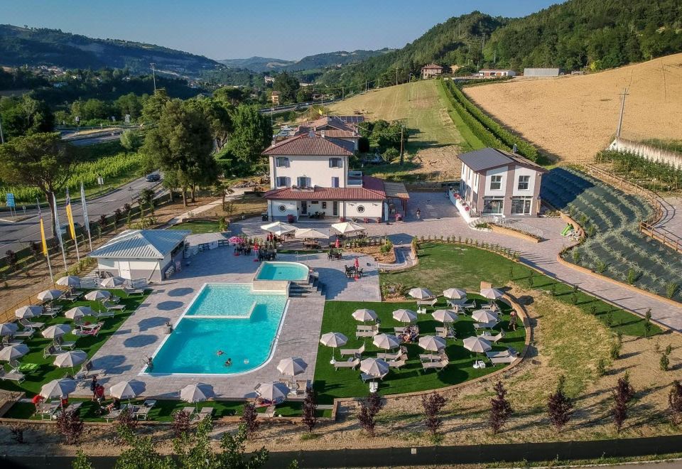 hotel overview picture
