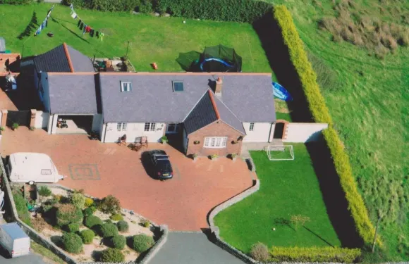 荷利赫德克雷格愛丁民宿