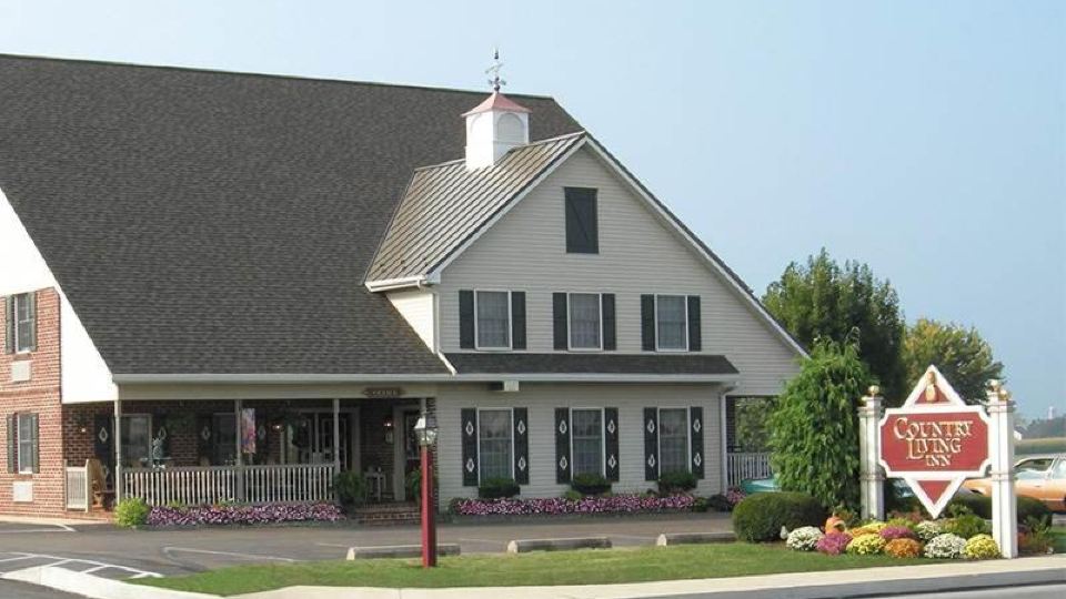 Country Living Inn