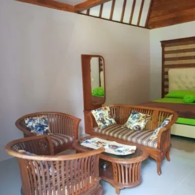 Sasaungan Bale Kambang Hotel dekat Camping Area Girimukti Ocean View Resort