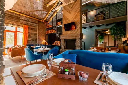 Парк-Отель MillWood (МиллВуд) Отели в г. Брянский район