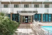 Hotel du Soleil - piscina