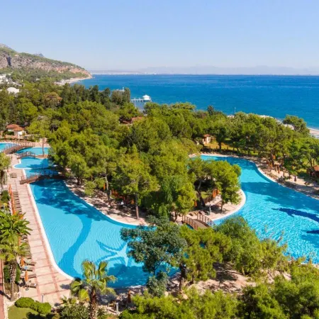 Akka Antedon Hotel - Premium All Inclusive Отели рядом с достопримечательностью «Пляж Бельдиби»
