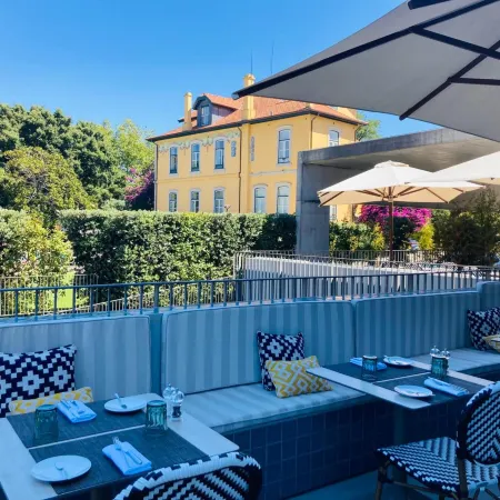 Boeira Garden Hotel Porto Gaia, Curio Collection by Hilton