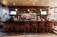 Kingston Hotel - Quầy bar
