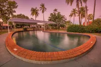 Contour Hotel - Swimmingpools