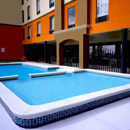 Hotel Consulado Inn