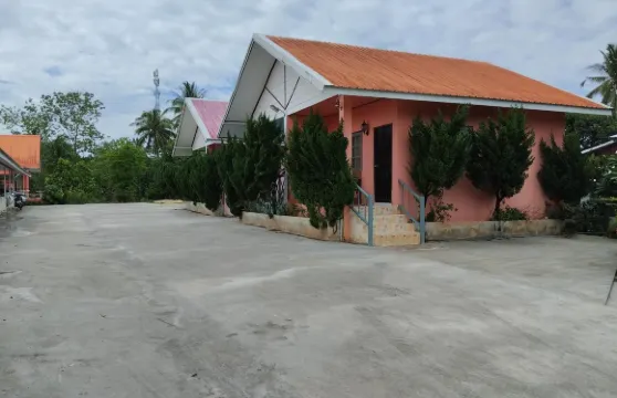 桑卡拉布裏察納卡爾恩賓館