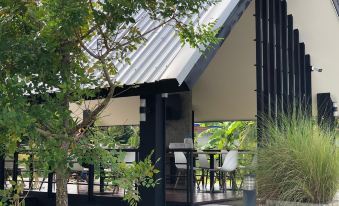 CoCo Tree Resort