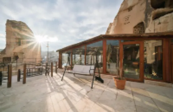 Zeus Cave SUITES