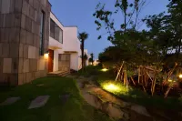 Breeze Pool Villa