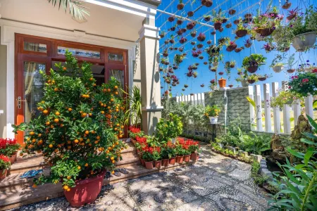 Hoi An Lake Shore Homestay