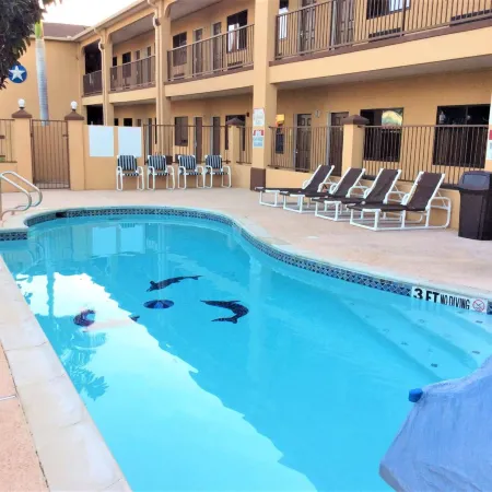 Texas Inn - Welasco/Mercedes