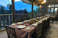 Terrapuri Heritage Village, Penarik