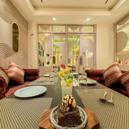 Zip by Spree Hotels R Group - Near Coaching Hub & Oxy Park
