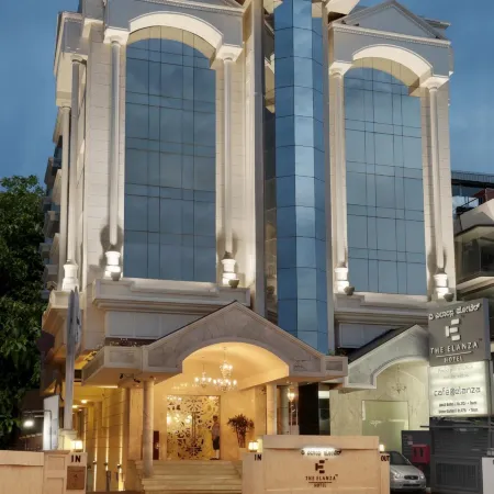 The Elanza Hotel, Bangalore Отели рядом с достопримечательностью «Уб Города»