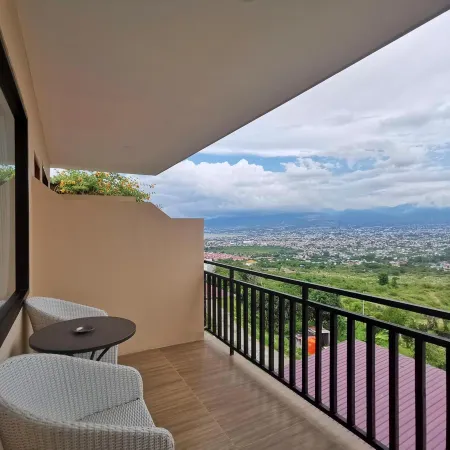 Bukit Indah Doda Hotel & Resorts