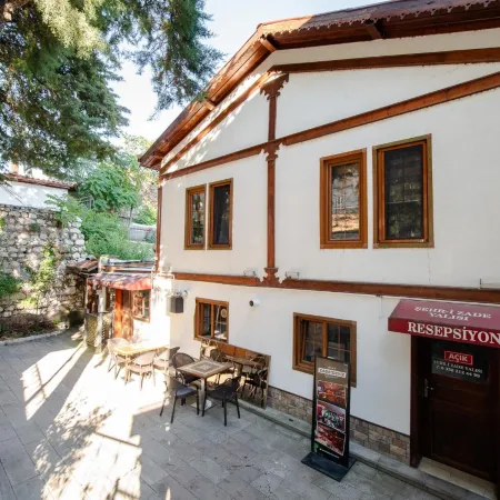 Şehrizade Konakları