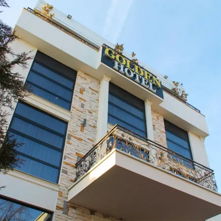 Golden Hotel