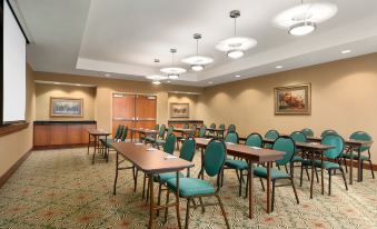 Hampton Inn & Suites Williamsburg-Central