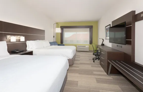 費爾斯通洲際智選假日套房酒店 - 朗蒙特