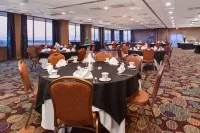 Holiday Inn & Suites Overland Park-West Hôtels à : Shawnee