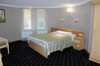 Shakhristan Hotel