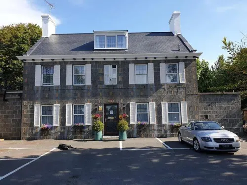 Le Chene Hotel Hotels in St Saviour Guernsey